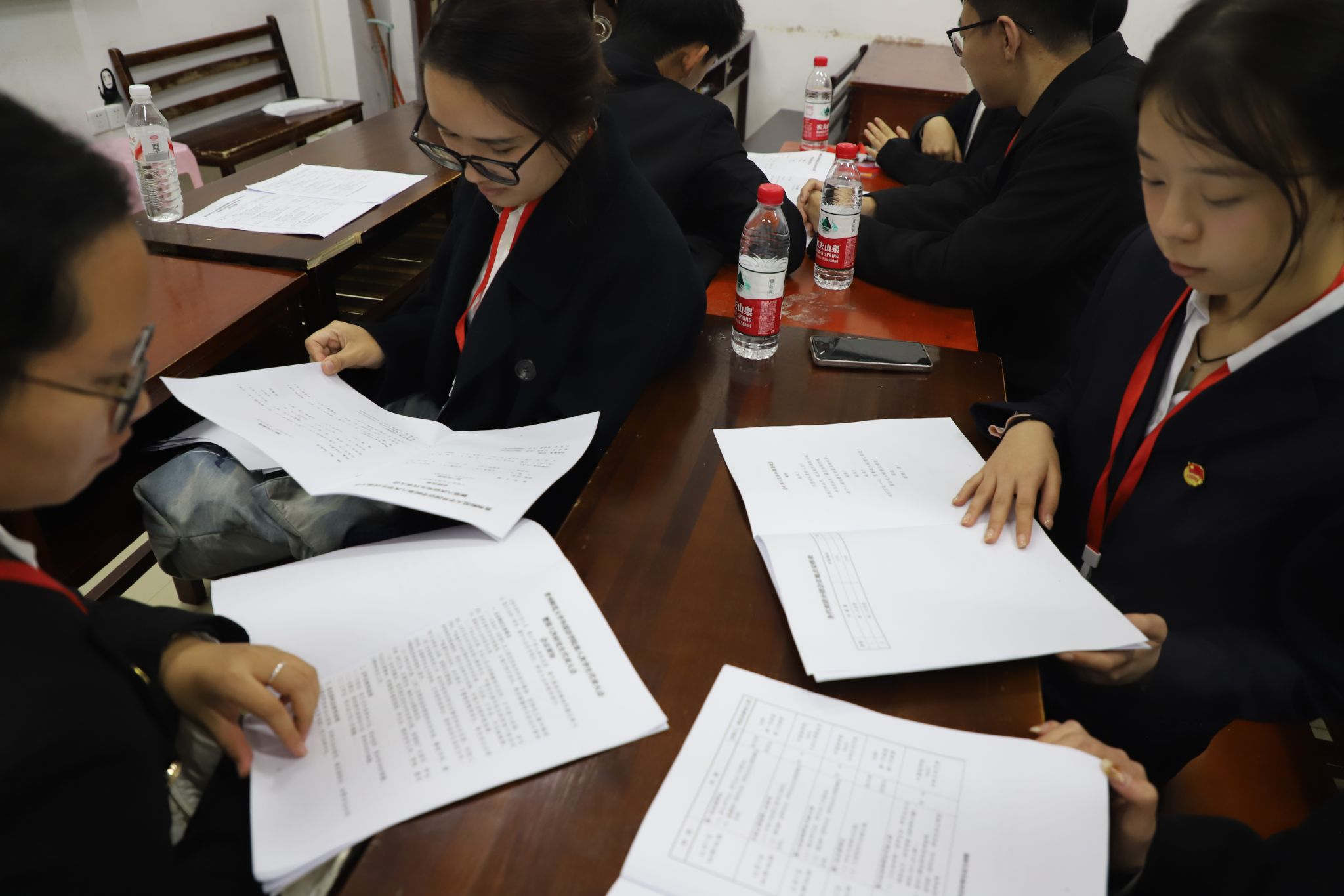 B1A2A71C7FFE8BE13FE4C68E49CC7518